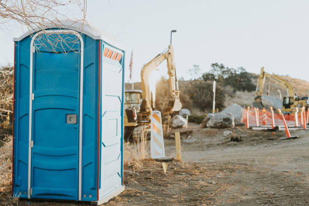 Affordable portable toilet rental in Okauchee Lake, WI