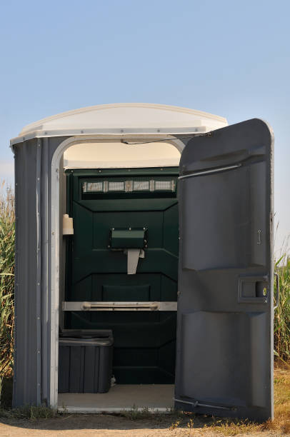 Best Affordable portable toilet rental  in Okauchee Lake, WI